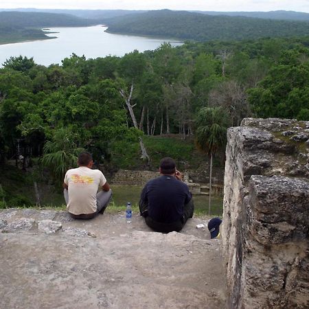 Peten Esplendido Флорес Экстерьер фото
